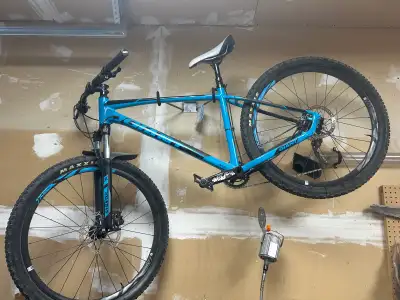 2018 Giant Talon 2, sz lrg, upgrades, View more
