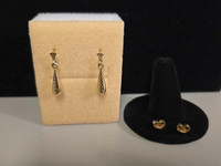 14k Yellow Gold Dangle Drop Earrings  2cmX1cm