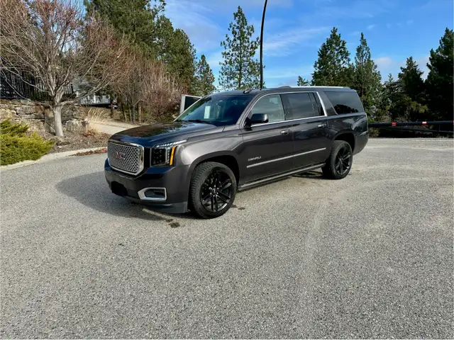 2017 GMC Yukon XL Denali 4WD in Cars & Trucks in Kelowna - Image 2