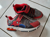 Spiderman Runners - Light Up - Size 12