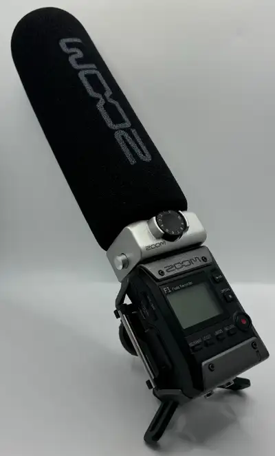 The Zoom F1 Field Recorder with Zoom SGH-6 Shotgun Mic is a high-quality, versatile audio recording...