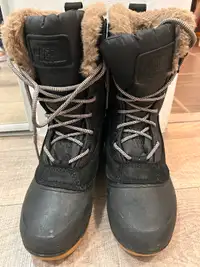 North Face winter boot