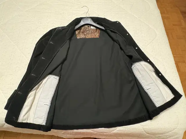 Vintage Corduroy Jacket - Black in Women's - Tops & Outerwear in City of Toronto - Image 6