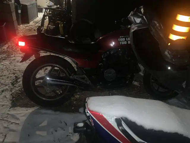 1983 Honda vf750s saber v45 in Dirt Bikes & Motocross in St. Catharines - Image 8