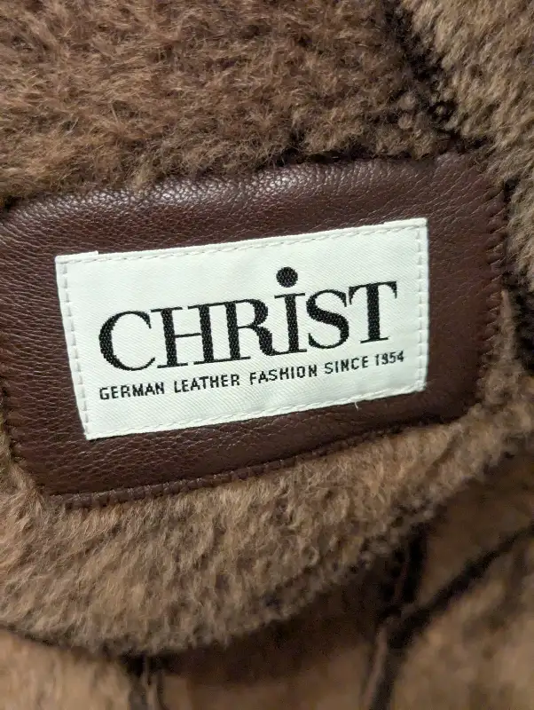 Shearling coat by Christ German leather in Women's - Tops & Outerwear in Kitchener / Waterloo - Image 10