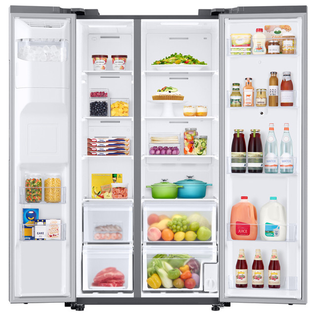 Samsung 36 in. 21.5 cu. ft. Smart Side by Side Refrigerator in Refrigerators in City of Toronto - Image 2