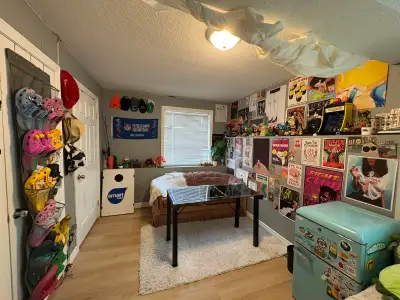 1 bedroom in a 3 bedroom house for lease takeover Co-ed May 1st 2026- August 30th 2027 Unfurnished r...