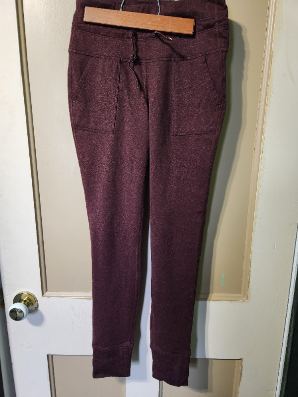 Womens size small clothing in Women's - Bottoms in London - Image 4