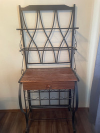 Front entry organizer 