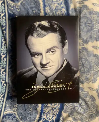 Own a piece of Hollywood history with this James Cagney Signature Collection DVD set, featuring five...