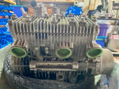 Hard to find: early 1970’s Suzuki GT750, 3 cylinder, 2 stroke, ‘Water Buffalo’ engine. Engine is fre...