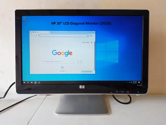 Used Computer Monitors in Monitors in Mississauga / Peel Region - Image 3