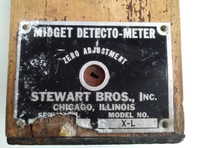 Antique Midget Detecto-Meter Model X-L by Stewart Bros. in Arts & Collectibles in Kawartha Lakes - Image 2