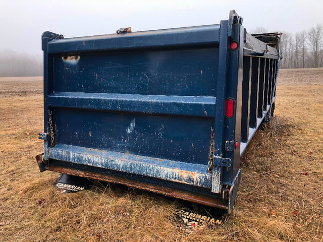 Dump truck box with hoist 21’ in Heavy Trucks in Oshawa / Durham Region - Image 4