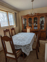 Oak dining room set - 6 pieces