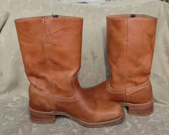 FRYE BROWN LEATHER CAMPUS COWBOY BOOTS WOMEN SIZE 11M MEN 9.5 in Men's Shoes in City of Toronto - Image 4