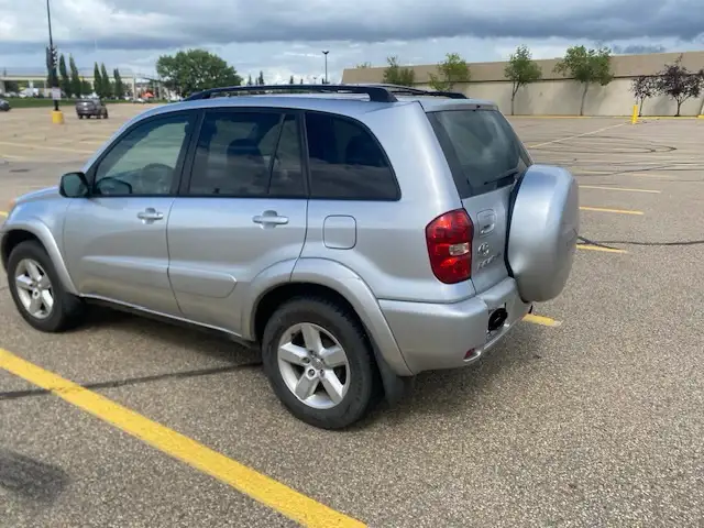 Toyota RAV4537087470553671683