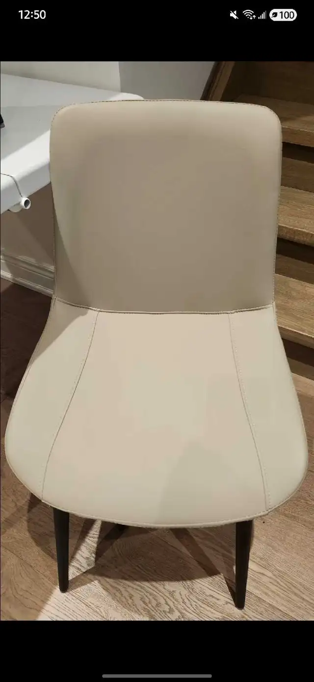 Dining chairs  in Chairs & Recliners in Markham / York Region - Image 4