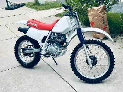 1993 Honda XR200R. Rare bike, especially in this condition. Amazing starter bike/trail bike. Good po...