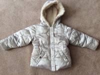 Girls Winter Coat, from Old Navy, Size 3T, Grey in color