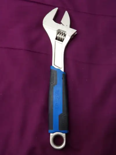 Mastercraft 10" Wrench, View more