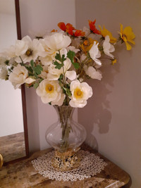 vase de fleur décoratif  en verre