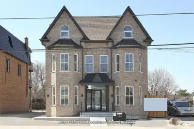 Great investment in Markham , This 3-storey residential/commercial building presents a rare and valu...