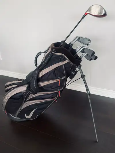 Mens Right Handed Taylormade R9 Golf Clubs, View more