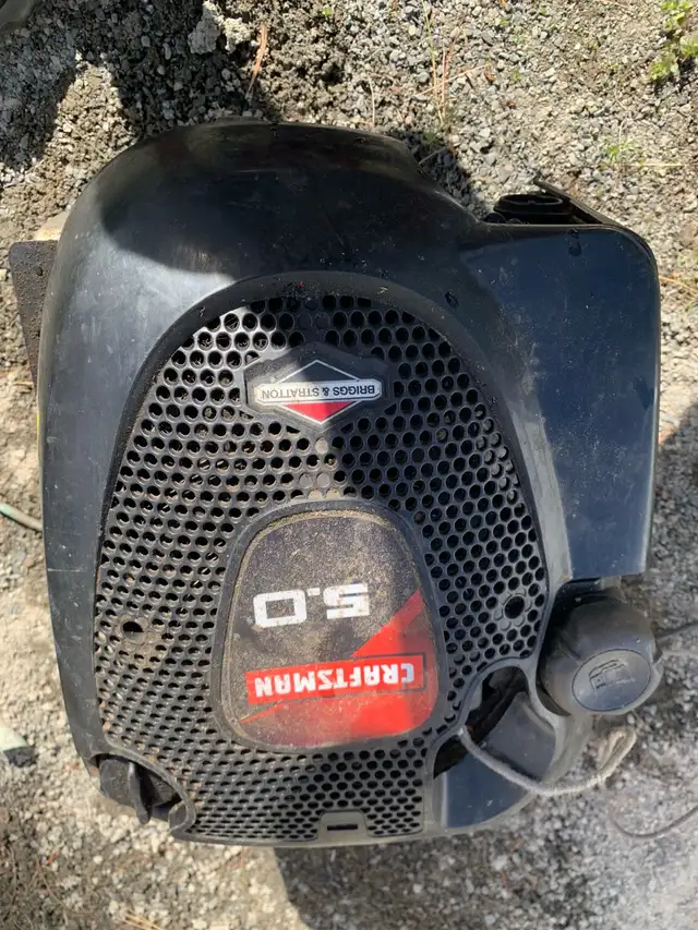 various small lawnmower/ pressure washer motors/ various prices in Lawnmowers & Leaf Blowers in Annapolis Valley - Image 5