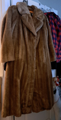 TISSAVEL faux fur long coat