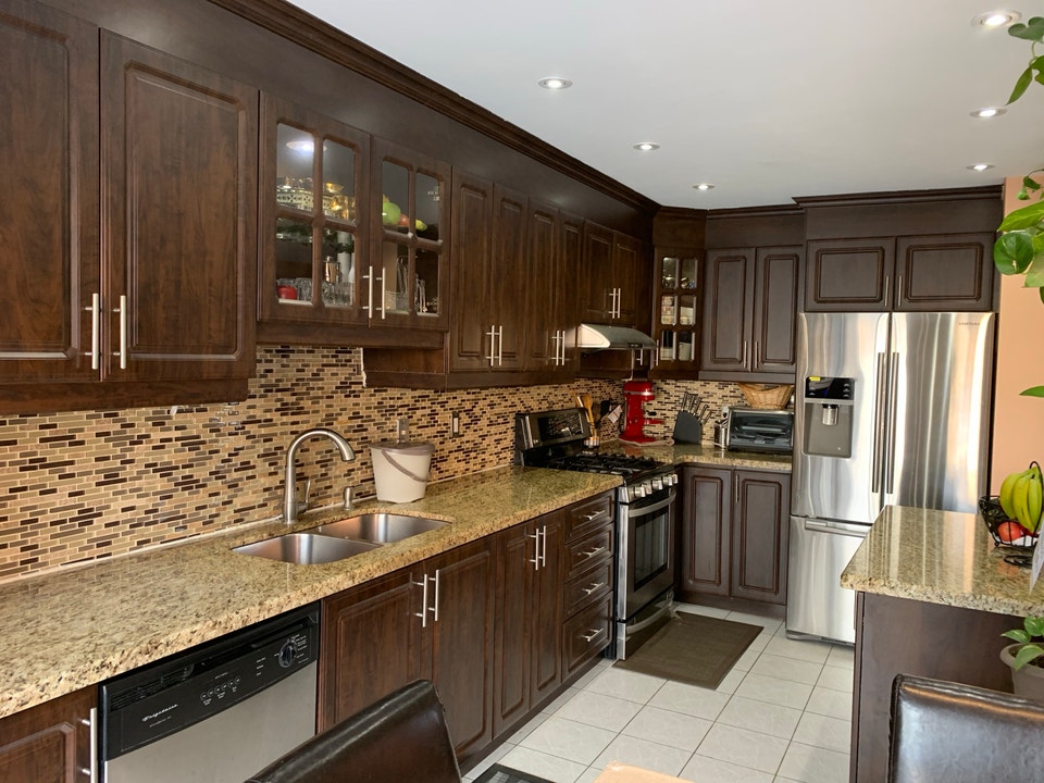 4 Bedrooms House available for lease 2