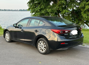 2015 Mazda 3 GS-SKY