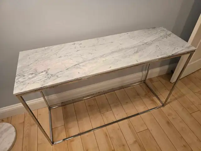 4 structube matching tables in Coffee Tables in Bedford - Image 4