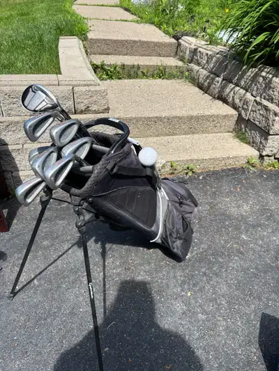 Wilson Golf Clubs with Bag, View more