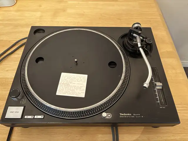 Pair of Upgraded Technics SL-1200MK2s with Cases in Performance & DJ Equipment in Calgary - Image 5