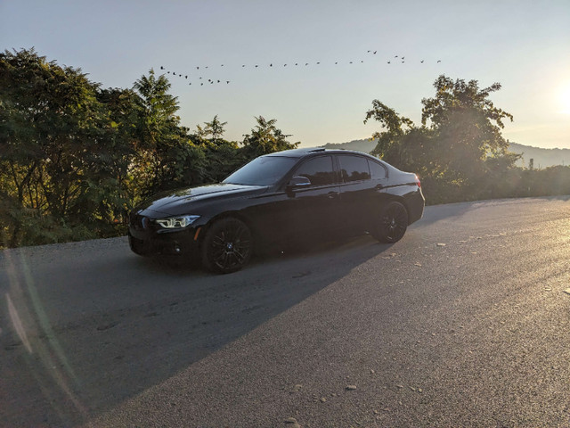 BMW 340i xDrive 2018 avec Packs M Performance 1 & 2 dans Autos et camions  à Ville de Montréal - Image 4