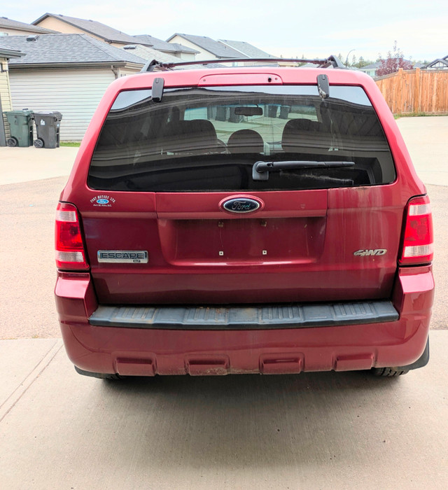 2008 Ford Escape in Cars & Trucks in Edmonton - Image 4