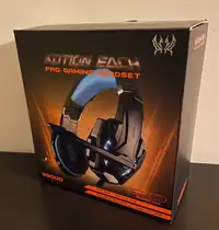Brand New Gaming Headset with Microphone/Lights for Ps5/Ps4