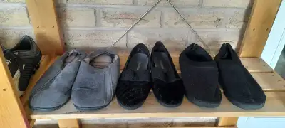 Size 7.5/8 $5 each pair