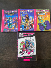 Lot de livres Monster High