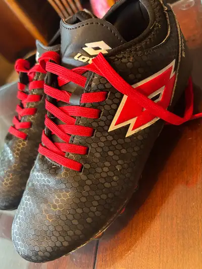 chausures soccer size 6 youth, View more
