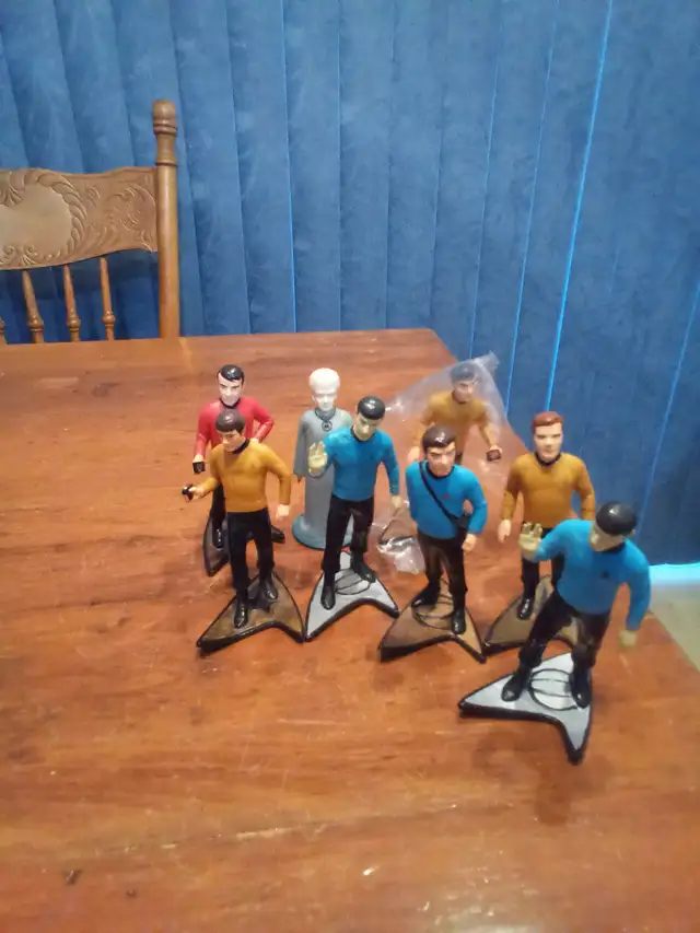 STAR TREK  vintage figures in Arts & Collectibles in City of Toronto - Image 4