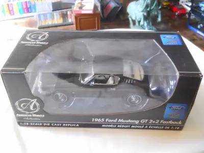 Ertl 1965 Ford Mustang GT 2+2 Fastback Authentics 1:18 Die cast model car. Was in a display case. in...