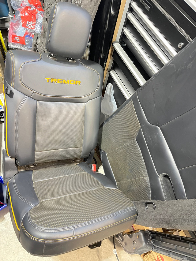 2021+ Ford F150 tremor rear seat covers in Other in Windsor Region - Image 3