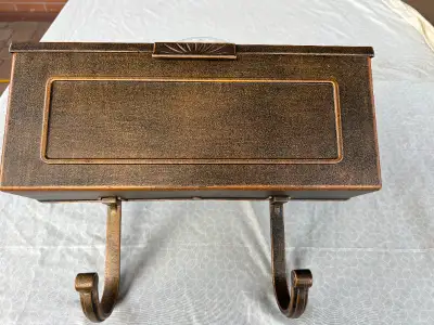 Classic Cast Aluminum Mailbox, View more