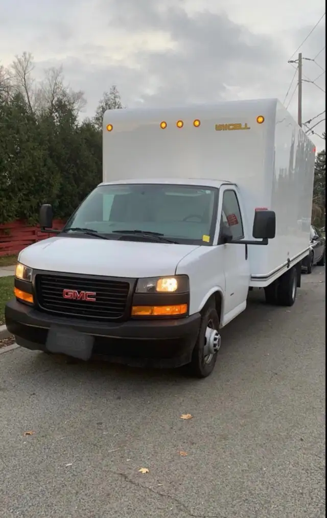AFFORDABLE MOVING & DELIVERY SERVICES. PROFESSIONAL.416-528-9100