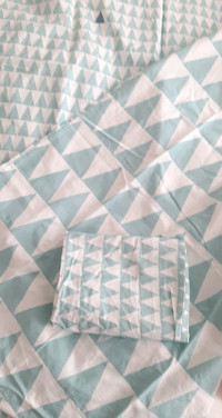 New! IkeaTwin cotton duvet cover with 1 pillow case