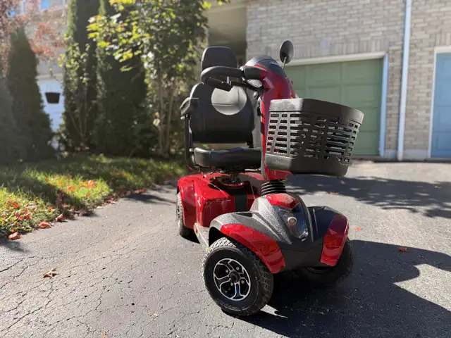 Mobility Scooter - Like New/Used Once - Save $1k + Full Warranty in Health & Special Needs in Oshawa / Durham Region - Image 2