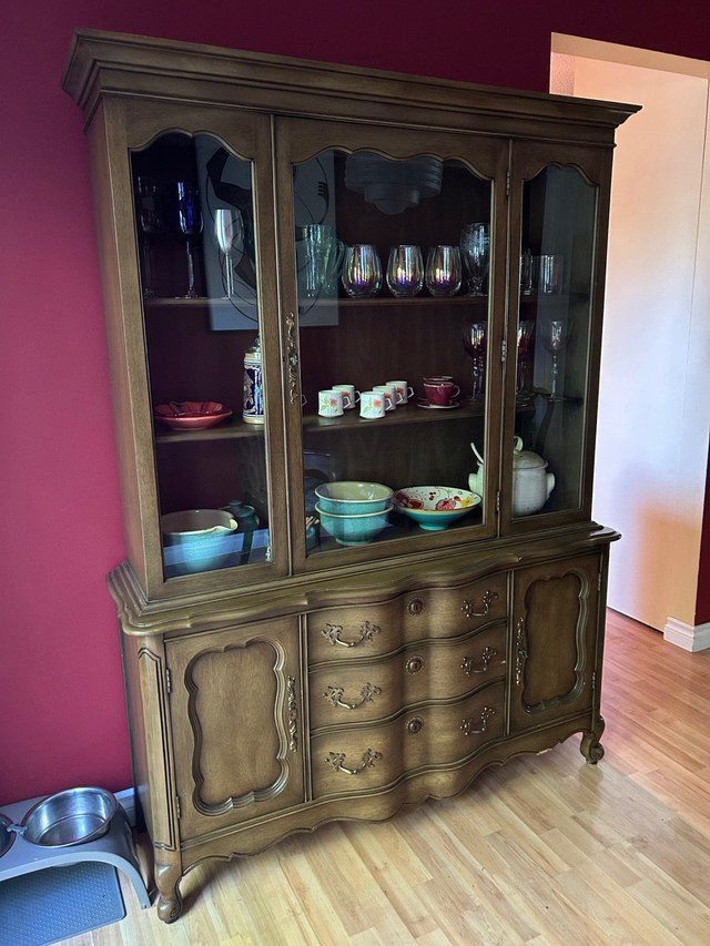 Hardwood Mahogany Buffet w/ Hutch in Hutches & Display Cabinets in St. Albert