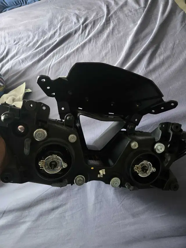 2013 Ninja Zx6R Headlights. in Sport Bikes in Mississauga / Peel Region - Image 3